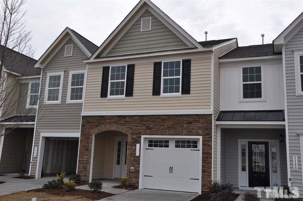 Foto principal - 1112 Falcon Ridge Ln