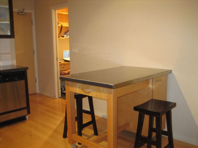 Building Photo - 969 Richards St