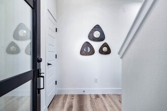 Building Photo - 3201 St Emanuel St