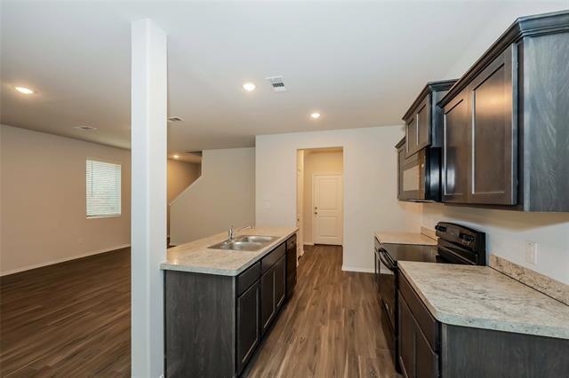 Foto del edificio - 1313 Jonah Ln