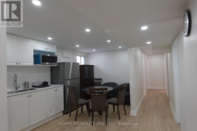 Photo du bâtiment - 17 Darnborough Way