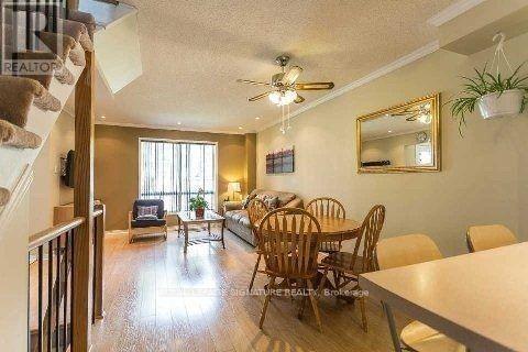 Photo du bâtiment - 5865 Dalebrook Crescent