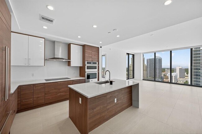 Foto del edificio - 301 1st St S