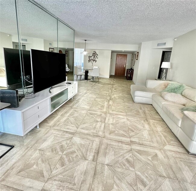 Building Photo - 16711 Collins Avenue Apt #801, North Miami...