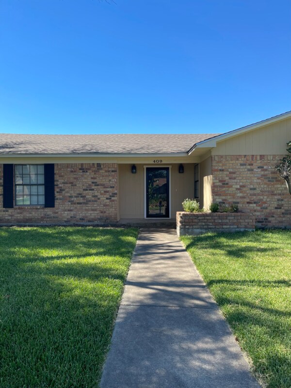 409 Oklahoma Ave, Hewitt, TX 76643 House Rental in Hewitt, TX