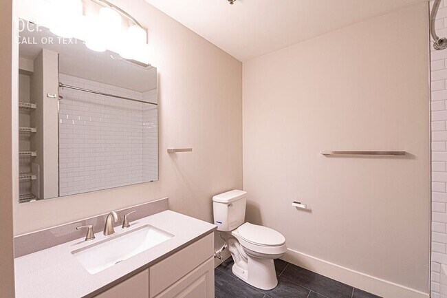 Foto del edificio - 720 N 5th St