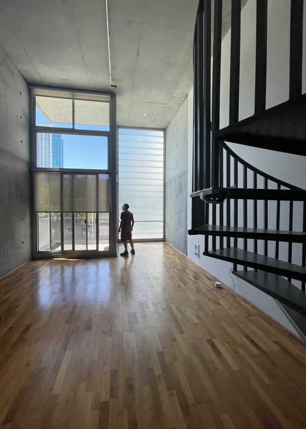 Living room and staircase - 855 Folsom St