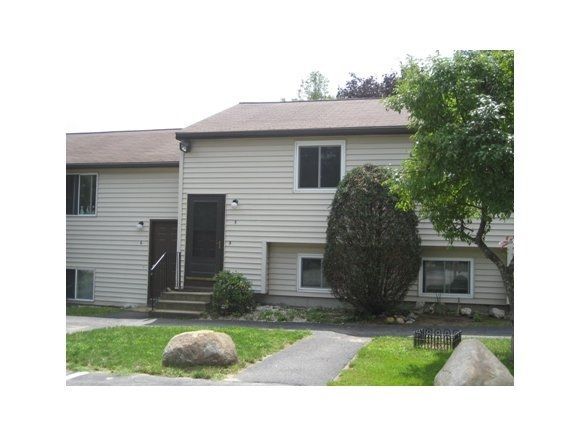 Building Photo - 901 Mammoth Rd