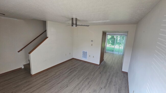 Foto del edificio - 5221 Chesterfield Ave