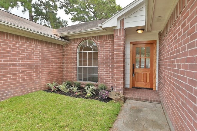 Building Photo - 14215 Cypress Valley Dr