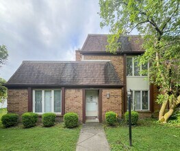 Building Photo - 5541-5547 Christopher Ct