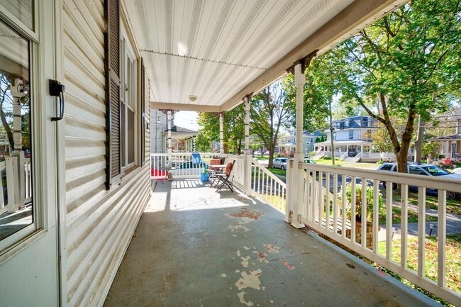 Photo - 121 7th Ave Apartment