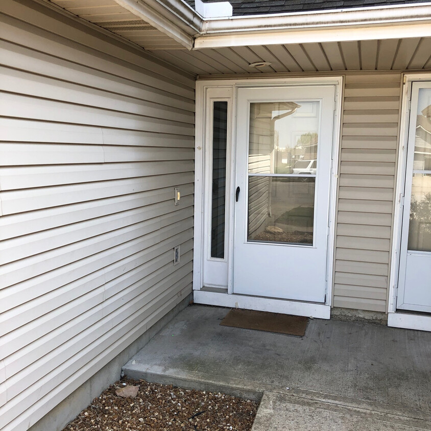 Primary Photo - 1105 Toulouse St