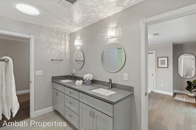 Foto del edificio - 3 br, 3 bath House - 15731 Simoni Drive