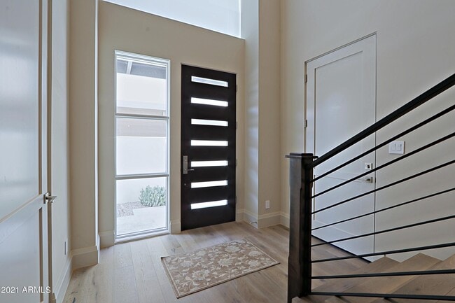 Building Photo - 5535 E Arroyo Verde Dr