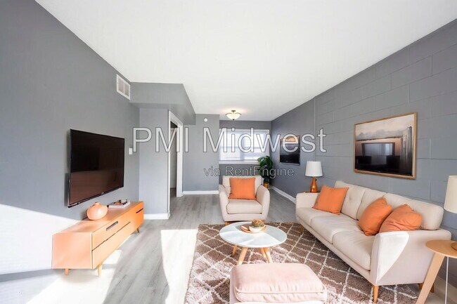 Foto del edificio - 6054 E 16th St