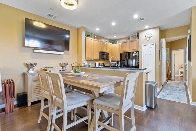 Foto del edificio - 8086 Moonstone Dr