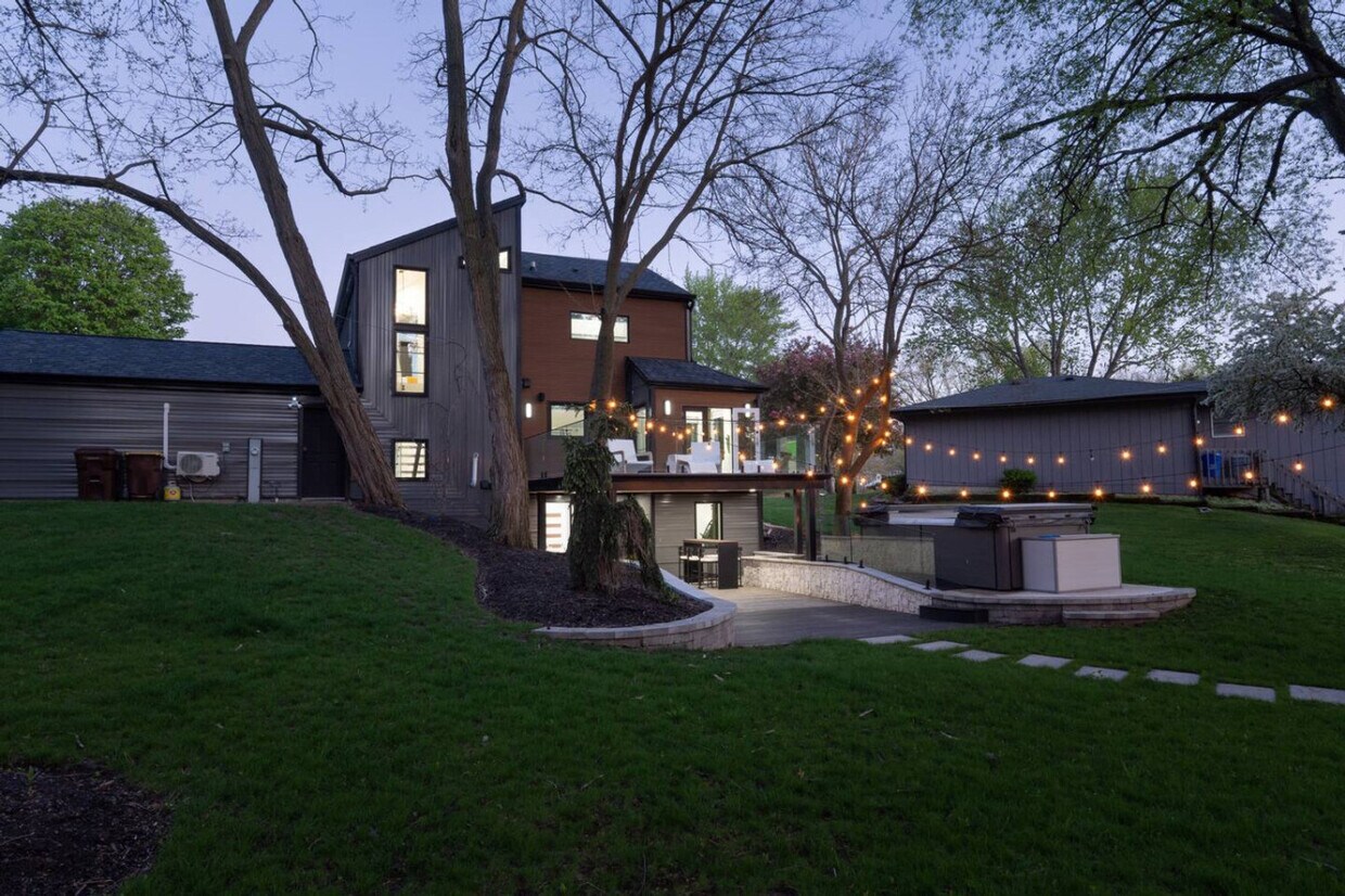 Foto principal - 4016 Eaton Dr