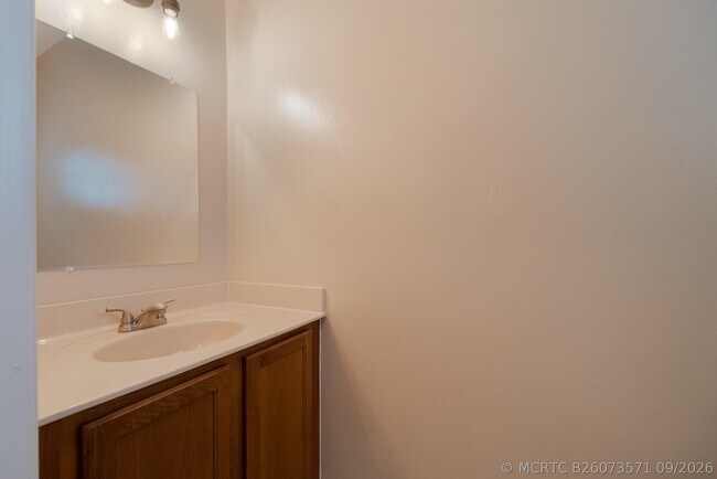 Foto del edificio - 2146 Oakmont Dr