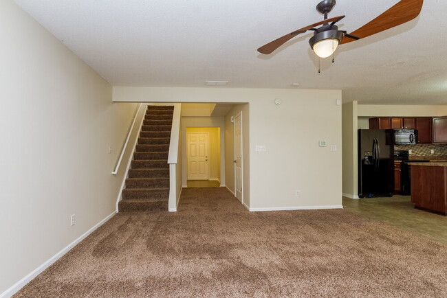 Foto del edificio - 3707 Whistlewood Ln