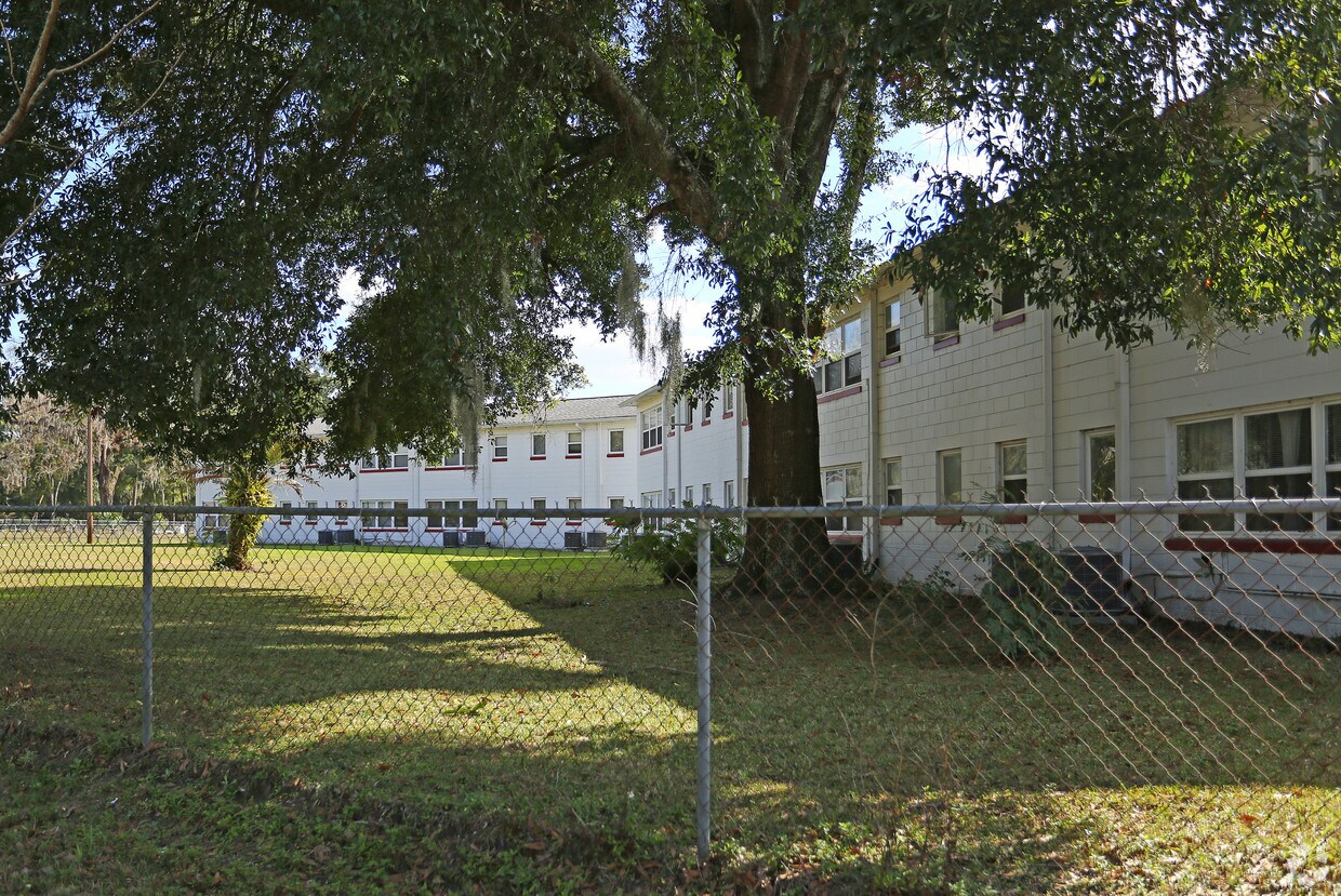 Foto del edificio - Harvey's Fellowship Home