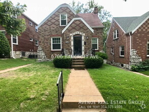 Building Photo - 6706 Bancroft Ave