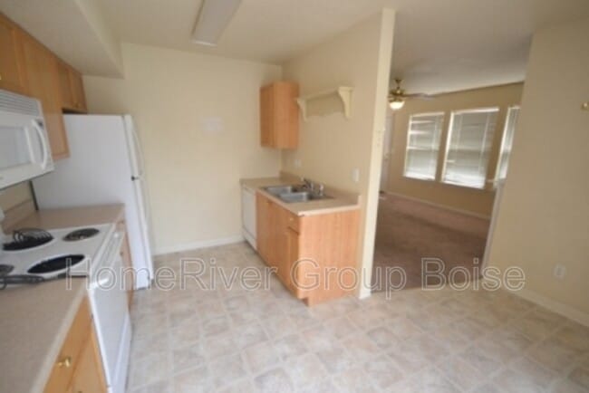 Foto del edificio - 1304 S Ivy St