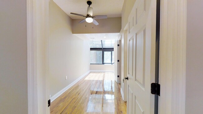 Foto del edificio - 33 North Grant Avenue