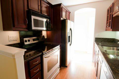 Primary Photo - 54TH ST - Beautiful 1/1 Condo w Patio, Sta...