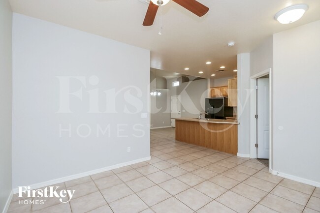 Foto del edificio - 113 N Warren St