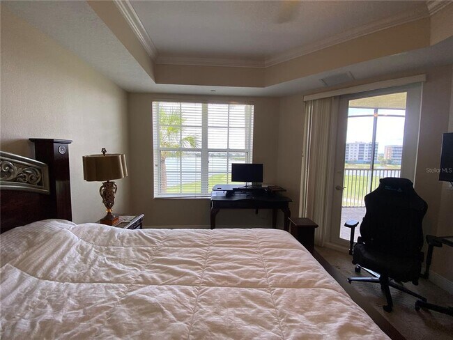 Foto del edificio - 6360 Water Crest Way