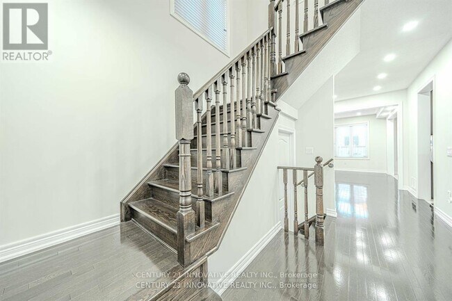 Building Photo - 59 Speedwell St