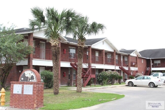 Building Photo - 3936 Bourbon St