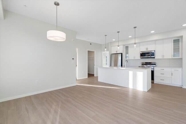 Building Photo - 33 Carringham Gate NW