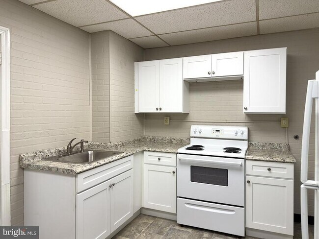 Foto del edificio - 658 Walnut St