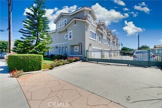 Building Photo - 7266 Jackson