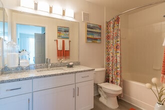 2.5BA, 2BR, 1,328SF - The Villas at Westchase
