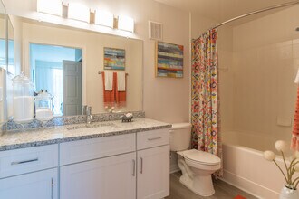 2.5BA, 2BR, 1,328SF - The Villas at Westchase