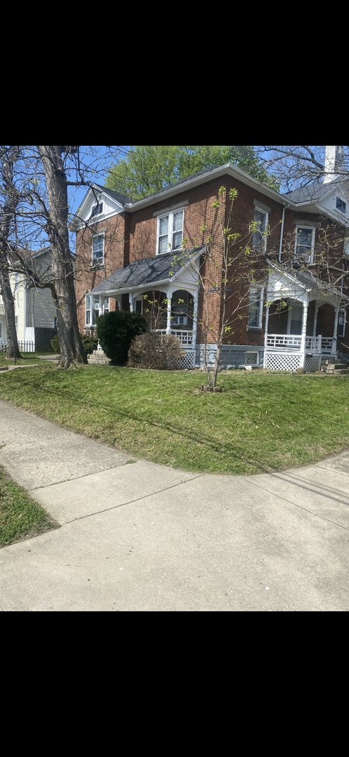 Building Photo - 2351 E 5th St