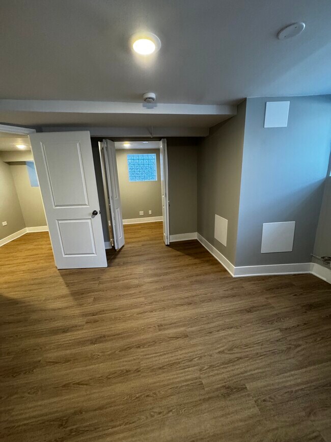 Foto del edificio - 3716 N Racine Ave