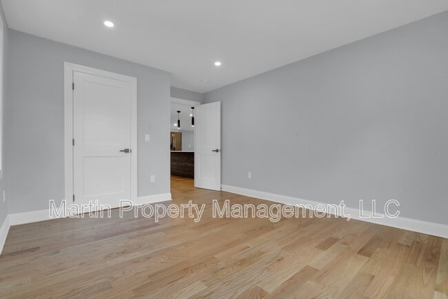 Foto del edificio - 1 Rockingham Ave