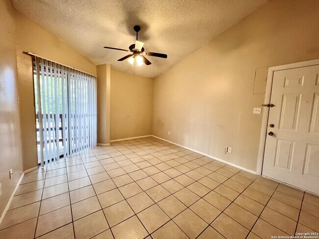 Foto del edificio - 3616 Fairmeadows St