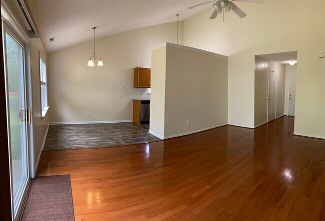 Foto del edificio - 2410 Bradford St