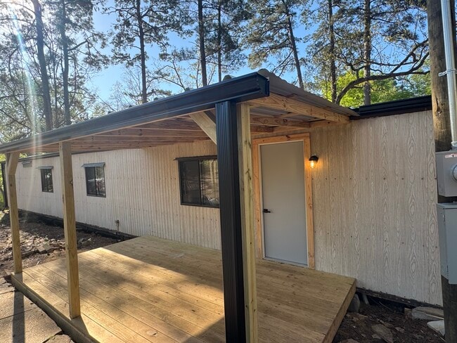 Building Photo - 7485 Sturrock Rd