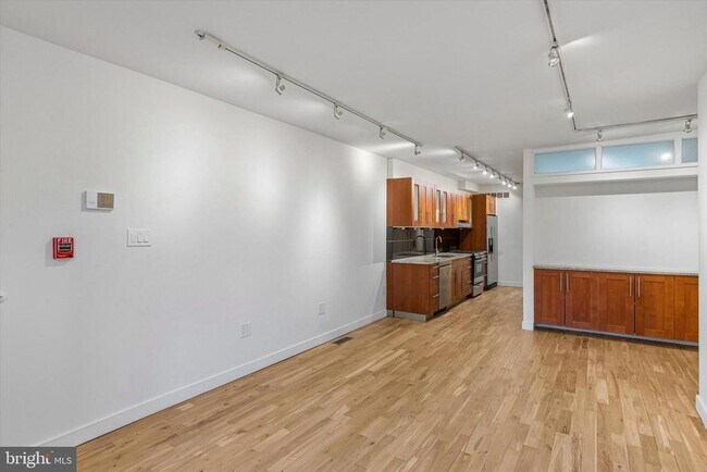 Foto del edificio - 530 S 15th St