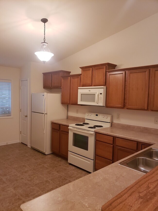 Foto del edificio - Ranch Condo Style Apartment