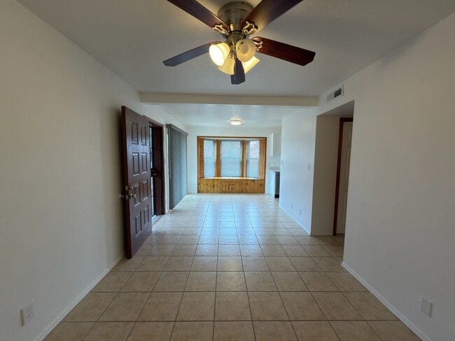 Building Photo - 1307 Rufina Ln