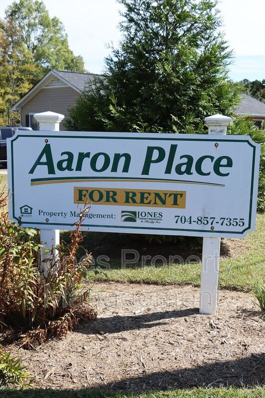 Building Photo - 132 Aaron Place