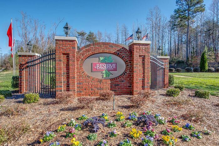 Foto principal - Best Priced Townhome in Gastonia - 3 Bedro...