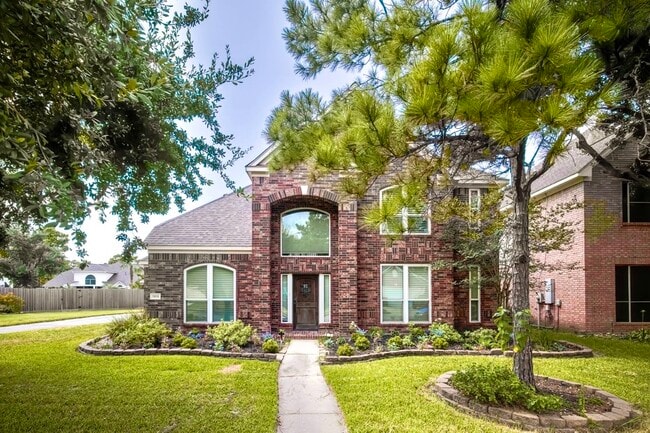 Building Photo - 11606 Canyon Woods Dr